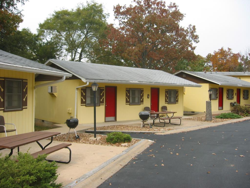 Golden Arrow Resort Branson Room photo