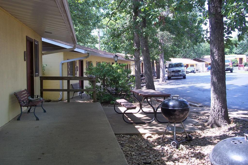 Golden Arrow Resort Branson Exterior photo